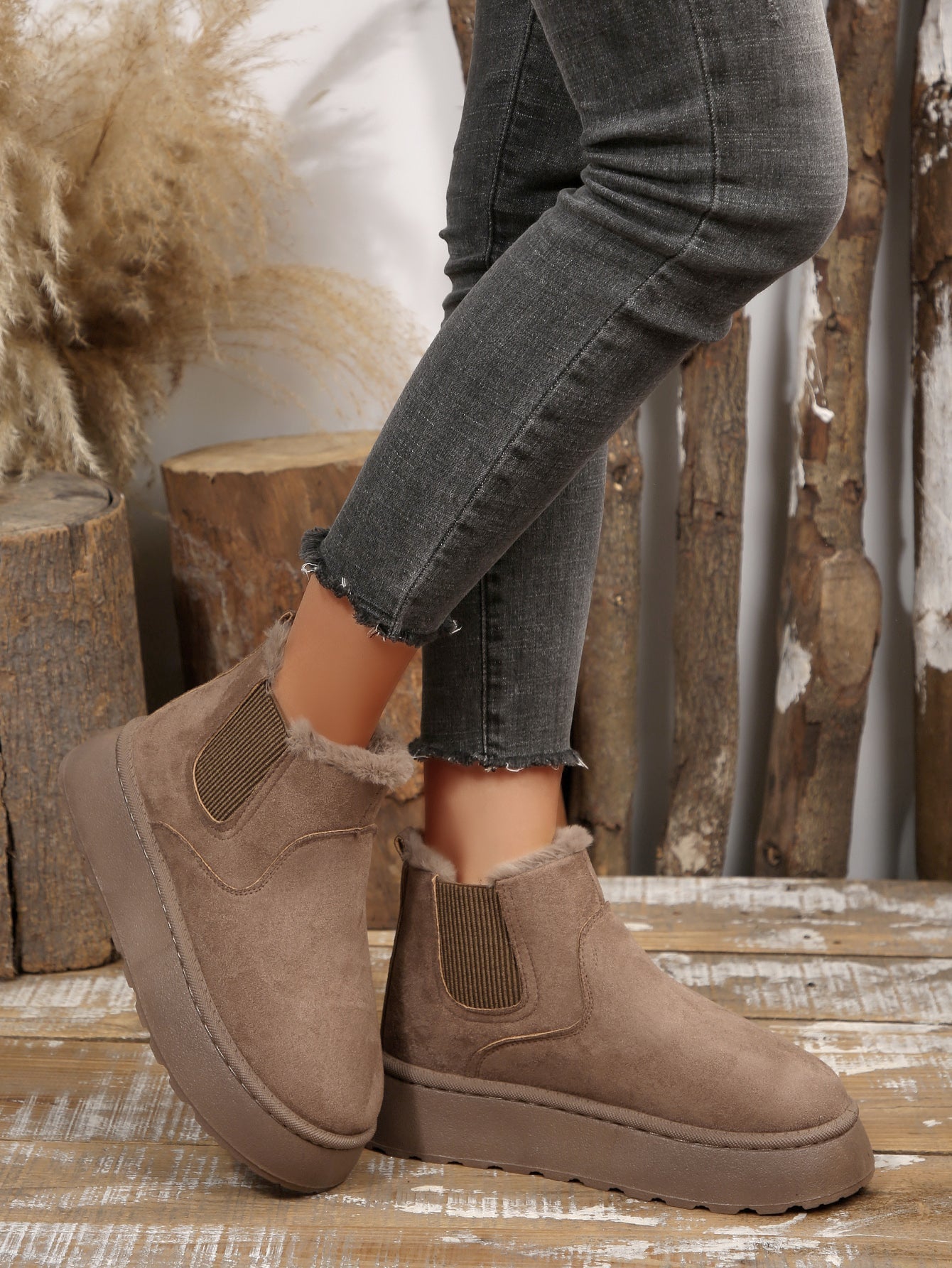 Women’s Warm Fur Lined Platform Ankle Boots – Slip-On Winter Short Boots with 2.36in Thick Sole